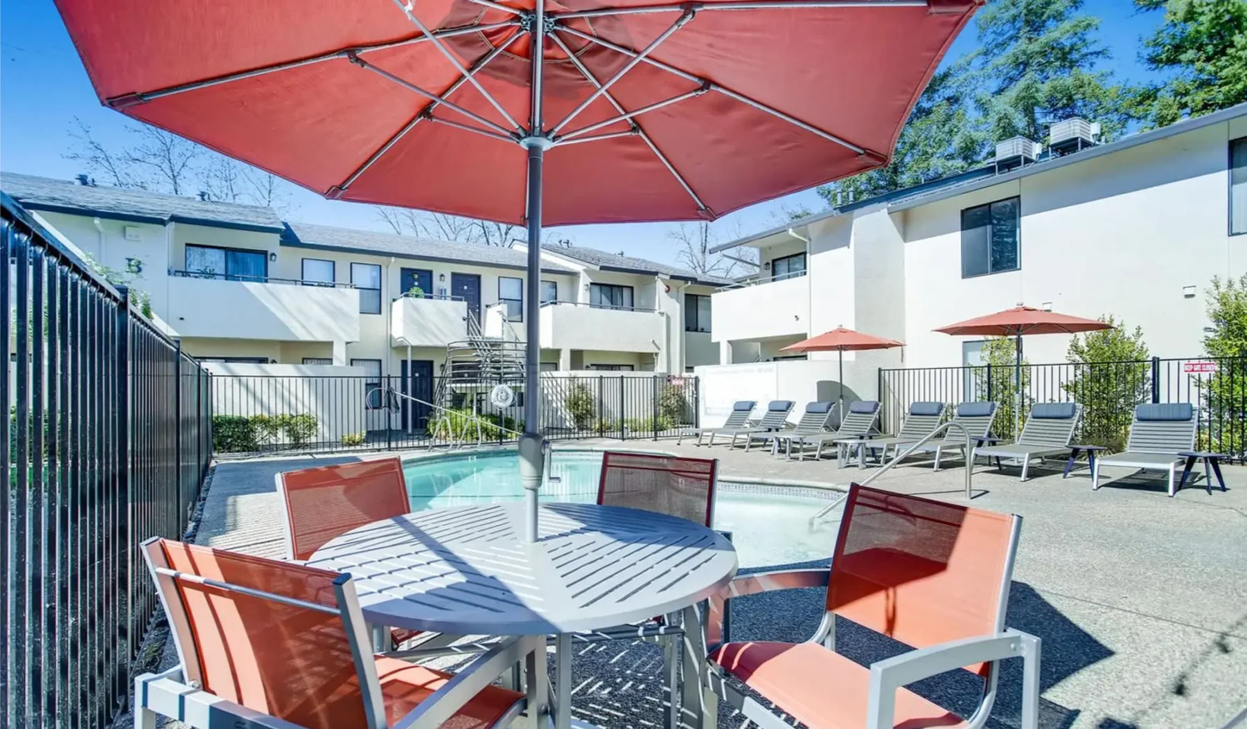 Pool with deck seating